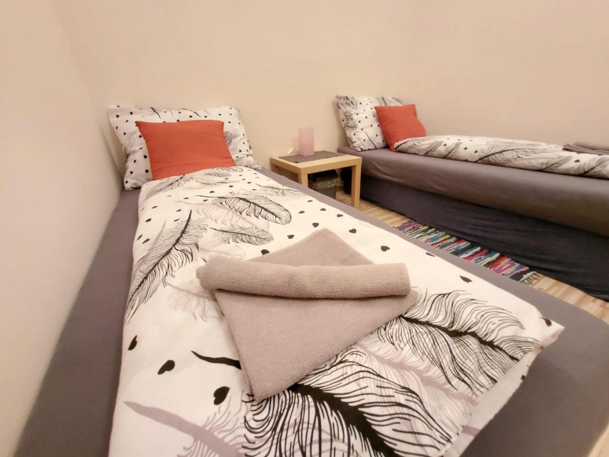 Velky Apartman 2 Bratislava Exterior photo